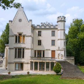 CHÂTEAU ECOSSAIS ENGHIEN-LES-BAINS