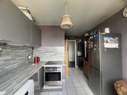 APPARTEMENT VUE PANORAMIQUE MONTMORENCY-HAUT - PHL TRANSACTIONS - IMMOBILIER - VENTE DE BIEN - ACHATS - BIEN A VENDRE - https://www.phltransactions.com